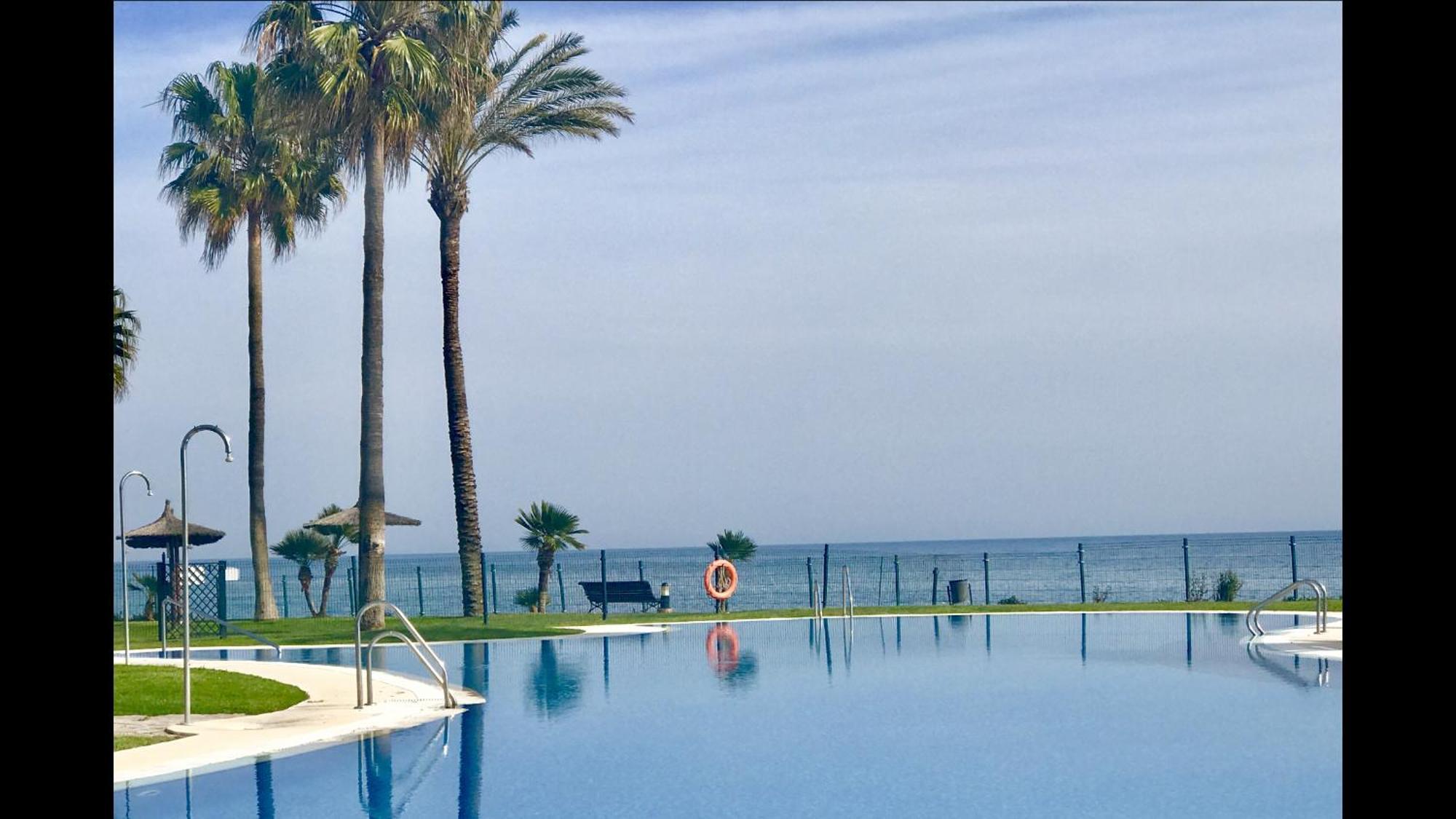 Mi Capricho Beachfront- 9D Apartment With Sea Views - Costa Del Sol ラ・カラ・デ・ミハス エクステリア 写真